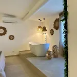 Design Avec Piscine , Jacuzzi , Clim Et Piano