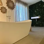 Design Avec Piscine , Jacuzzi , Clim Et Piano Villa