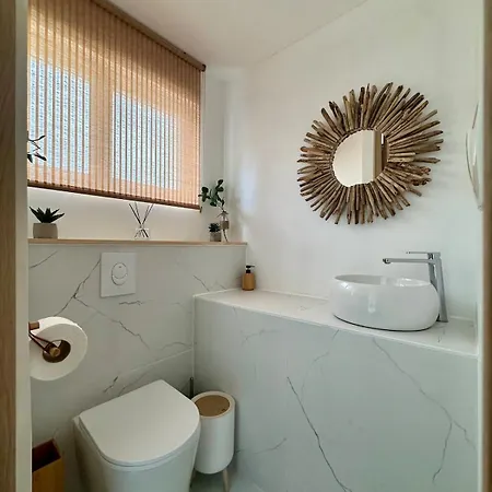 Villa Design Avec Piscine , Jacuzzi , Clim Et Piano