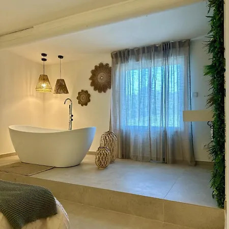 Design Avec Piscine , Jacuzzi , Clim Et Piano *