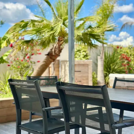 Vila Design Avec Piscine , Jacuzzi , Clim Et Piano
