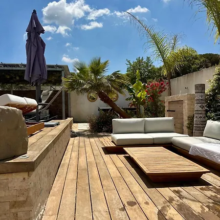 Design Avec Piscine , Jacuzzi , Clim Et Piano Vila
