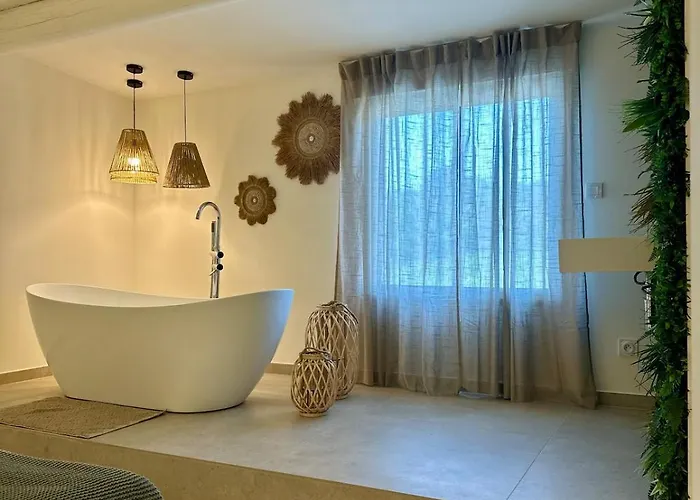 Design Avec Piscine , Jacuzzi , Clim Et Piano *