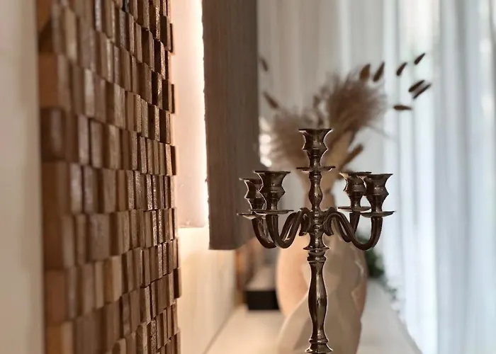 Design Avec Piscine , Jacuzzi , Clim Et Piano Villa Saturargues
