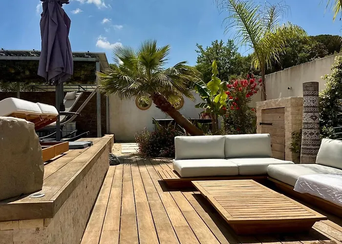 Design Avec Piscine , Jacuzzi , Clim Et Piano Villa